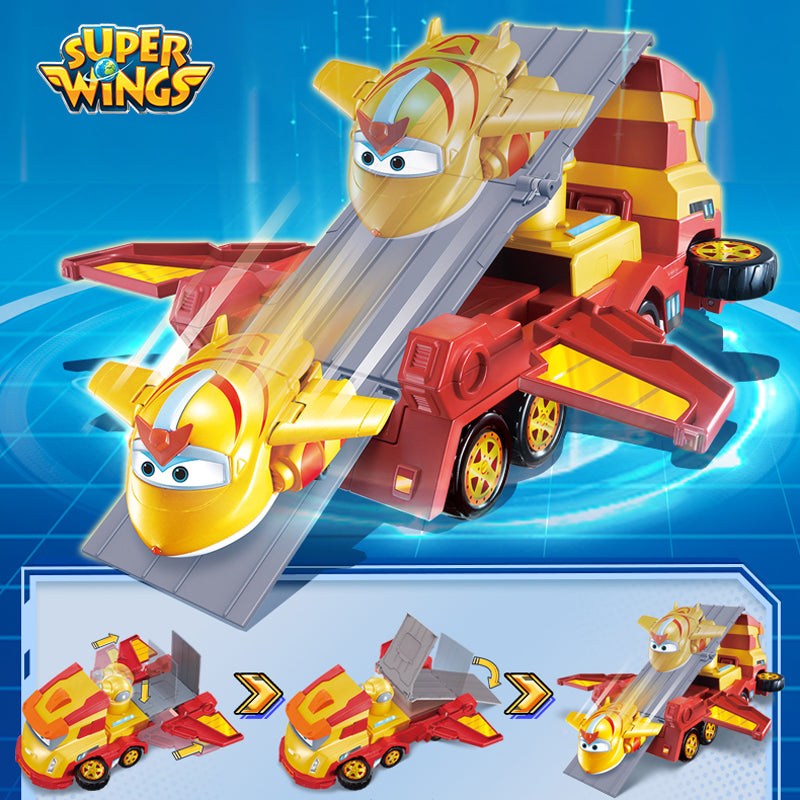 Super Wings Season 6 Golden Wheels Transforming Vehicle, Mini GOLDEN BOY Included
