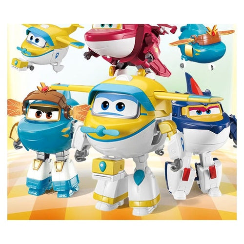 Super Wings Kuying photographer toy shown with companion transforming characters